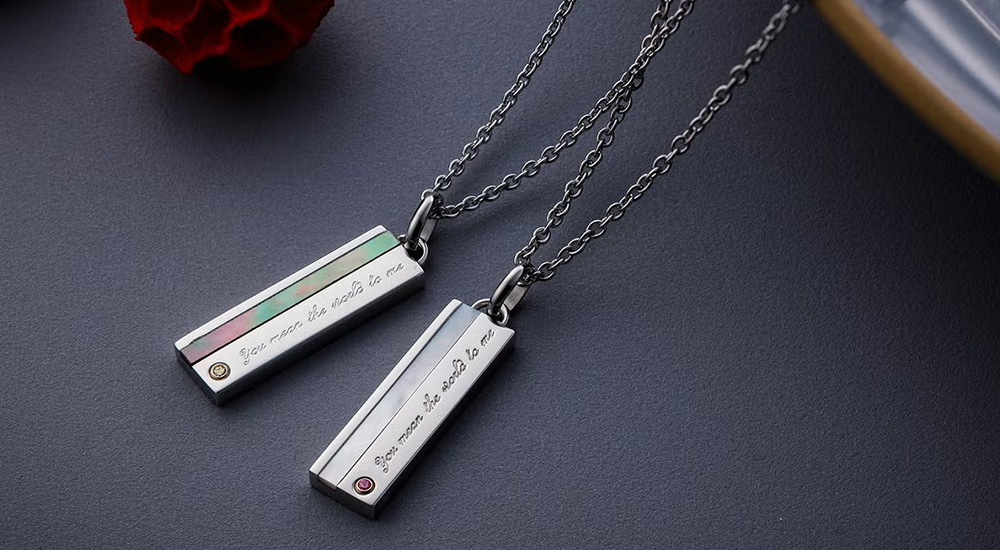 Gift Guide】大切な人と紡ぐ絆。記念日に選びたい、white cloverの特別